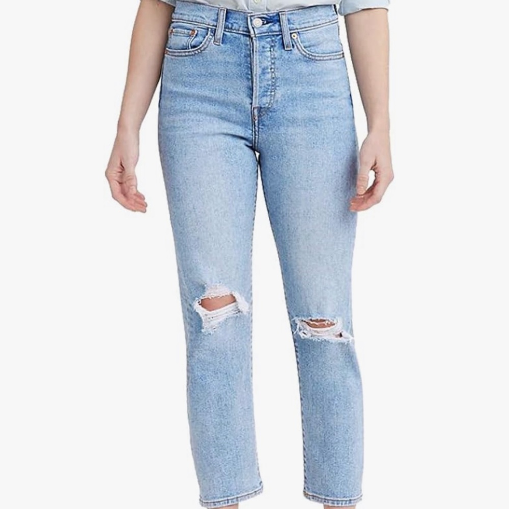 Levi’s Wedgie Straight Leg Jeans!